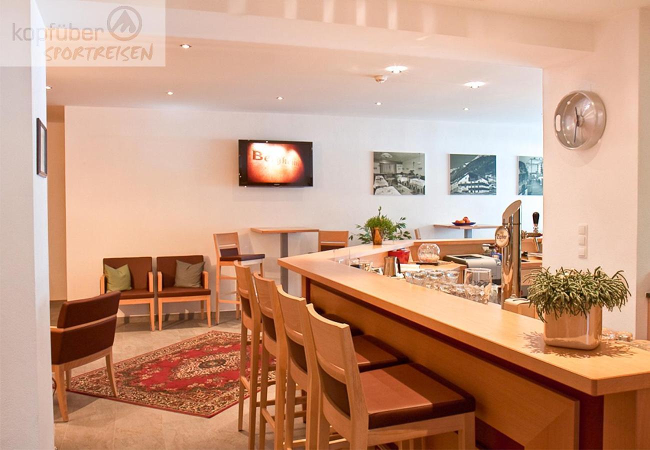 Sporthotel Bergheim ゼルデン エクステリア 写真