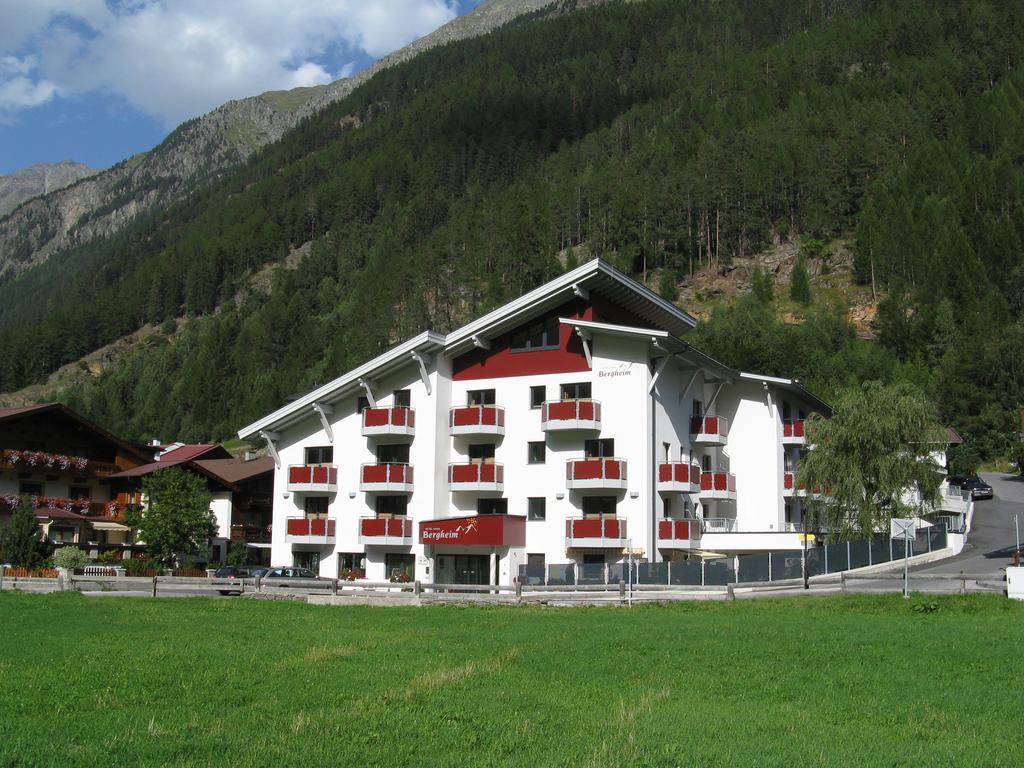 Sporthotel Bergheim ゼルデン エクステリア 写真
